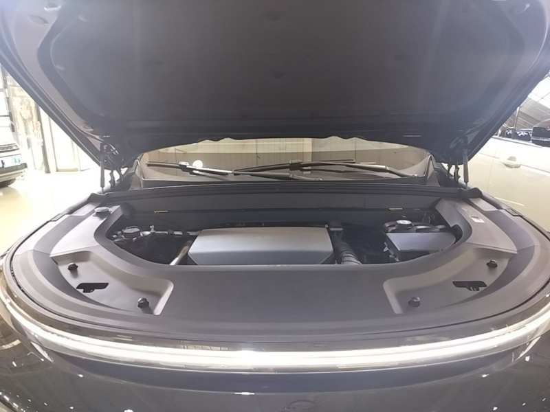 Used Li Auto L9 2022 Max model — 19