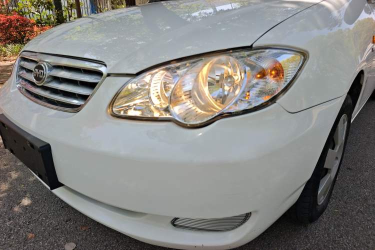 Used BYD F3 2012 Energy-Saving Model 1.5L Manual Comfort Version Left Front Headlight
