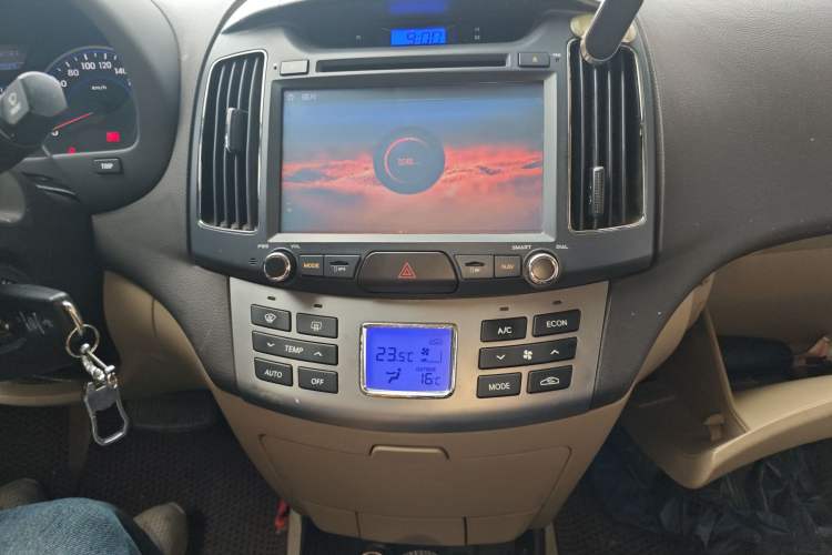 Used Hyundai Celesta 2011 1.6L Automatic Luxury Version