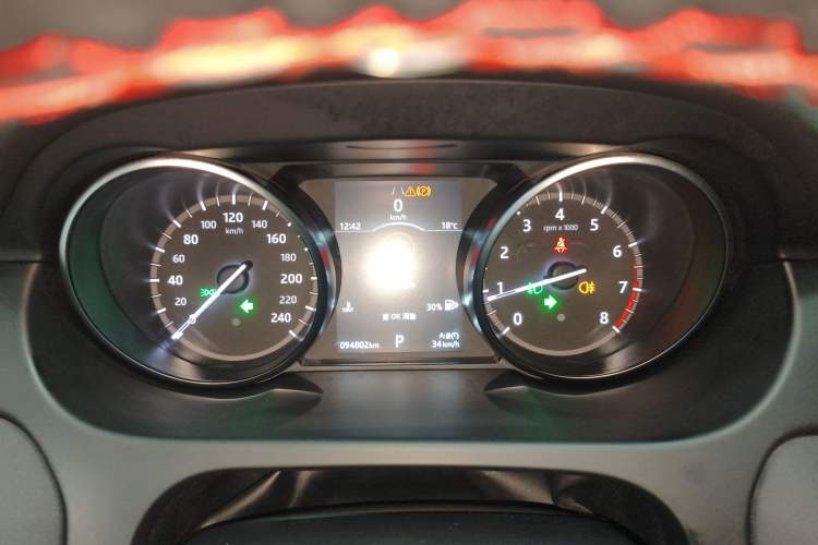 Used Land Rover Discovery Sport 2019 240 PS SE Version China VI Standard