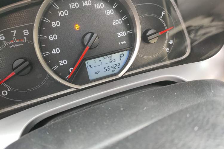 Used Toyota RAV4 2019 2.0L CVT Two-Wheel Drive Luxury Version China VI Standard Odometer Close Up