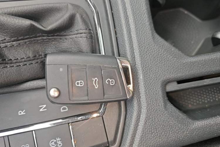 Used Volkswagen Lavida 2018 1.5L Automatic Comfort Edition China V Standard Vehicle Key