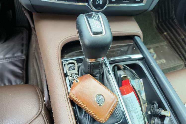 Used Volvo S90 2018 T4 Zhiyuan Edition Gear Lever