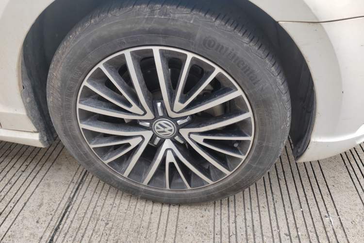 Used Volkswagen Lamando 2017 230TSI DSG Fashion Edition