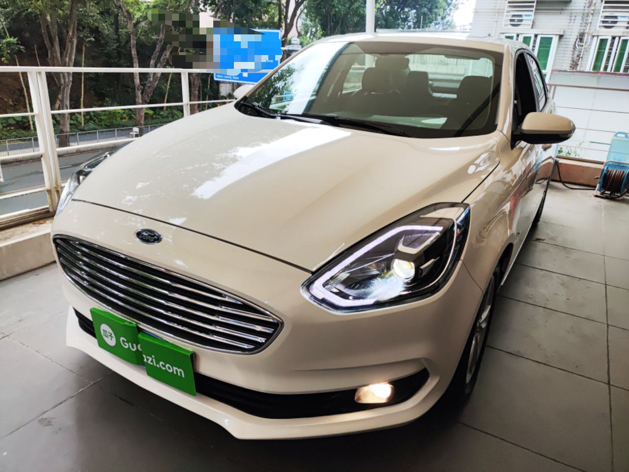 Parte inferior delantera