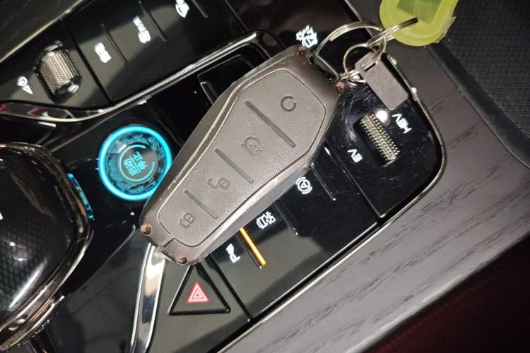 Used BYD Han 2023 DM-i Champion Edition 121KM Prestige Model
