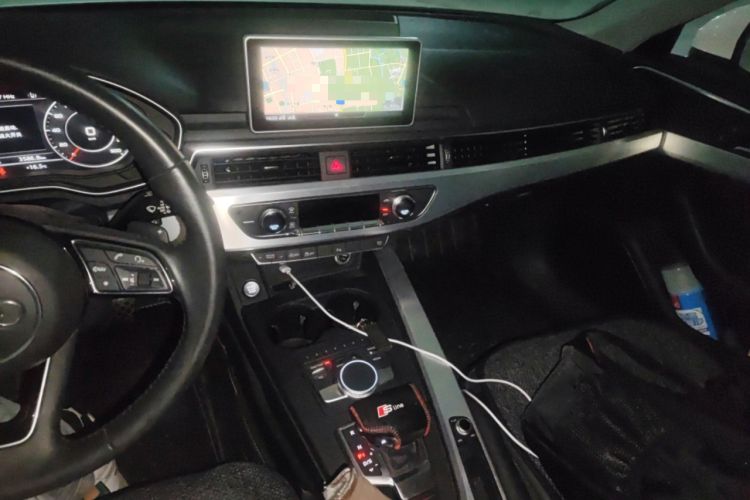 Used Audi A4L 2018 30th Anniversary Edition 40 TFSI Fashion Model