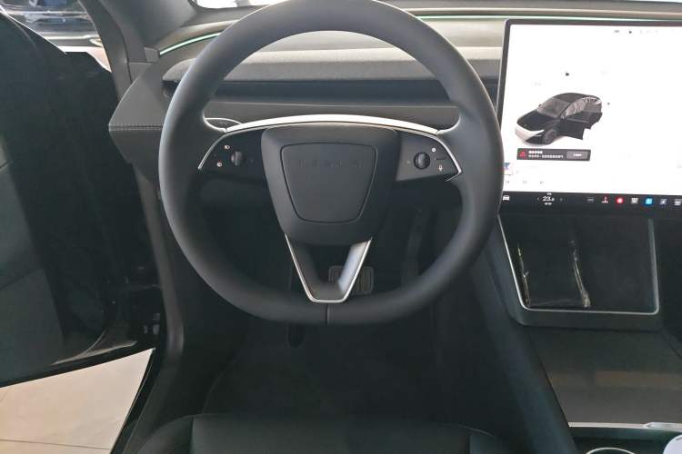 Used Tesla Model Y 2026 Facelifted Long-Range Rear-Drive Model
