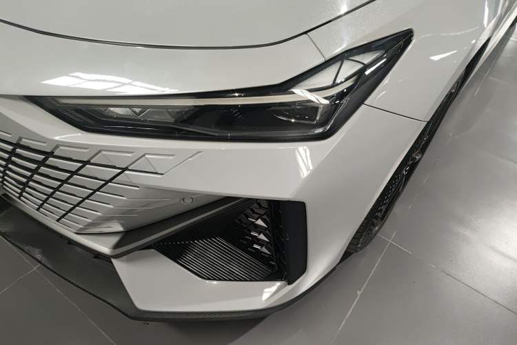 Used CHANGAN UNI-V 2022 1.5T Prestige Version Left Front Headlight