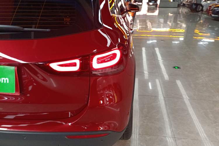 Used Mercedes-Benz GLA 2022 Facelifted GLA 200 Exterior 3