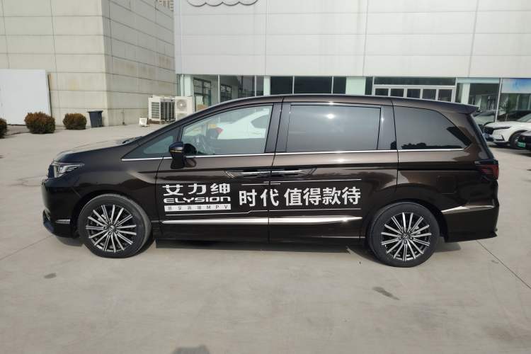 Used Honda Elysion 2022 2.0L eHEV Prestige Edition