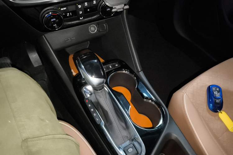 Used Buick Encore PLUS 2023 Smart Fun Edition
