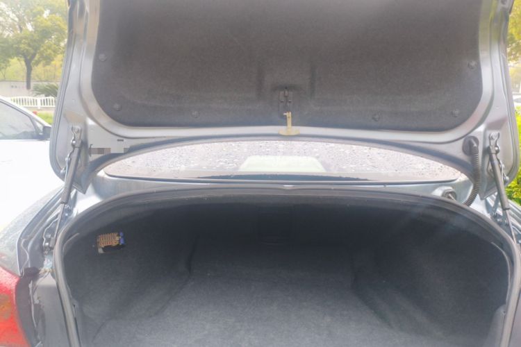 Used Infiniti Q50L 2016 2.0T Comfort Edition Trunk