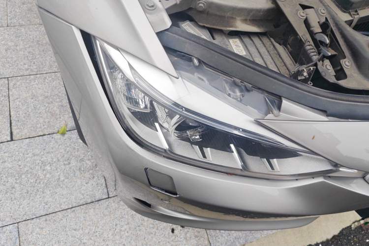 Used BMW 3 Series 2015 320Li Luxury Edition Fashion Model Right Front Headlight