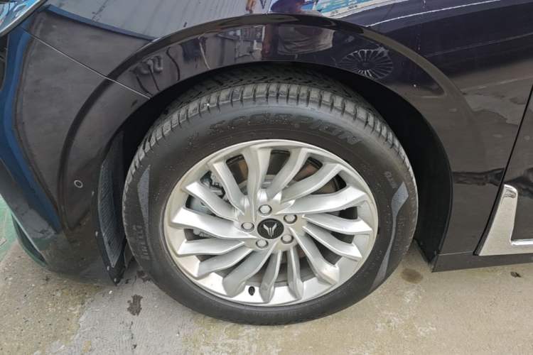 Used VOYAH Dream 2024 PHEV Extended-Range Premium Edition Left Front Wheel Hub