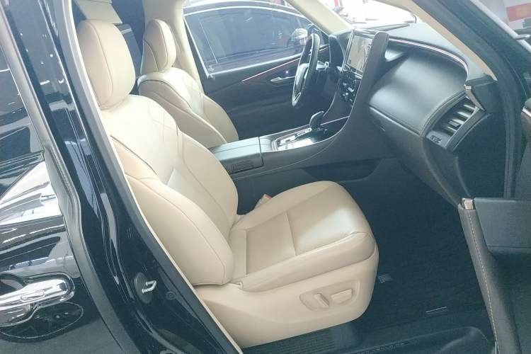 Used Toyota Vellfire 2024 Crown Dual-Engine 2.5L Ultimate Edition