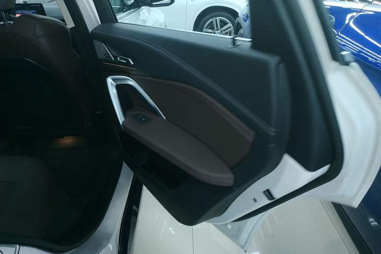 Used BMW iX1 2023 xDrive30L X Design Package
