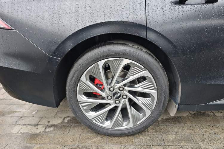 Used Lincoln Z 2024 2.0T Two-Wheel Drive Prestige Hybrid Version
