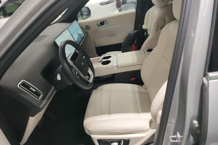 Used Li Auto L9 2024 Ultra Model
