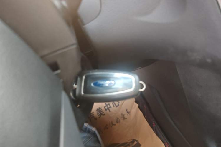 Used Ford Focus 2012 Sedan 1.6L Manual Fashion Edition