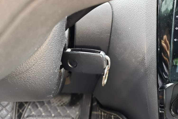 Used Volkswagen Sagitar 2012 1.6L Automatic Comfort Edition