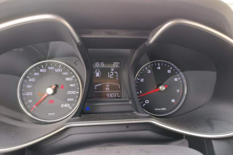 Used MG 6 2017 20T Manual Luxury Smart Connect Version China V Standard