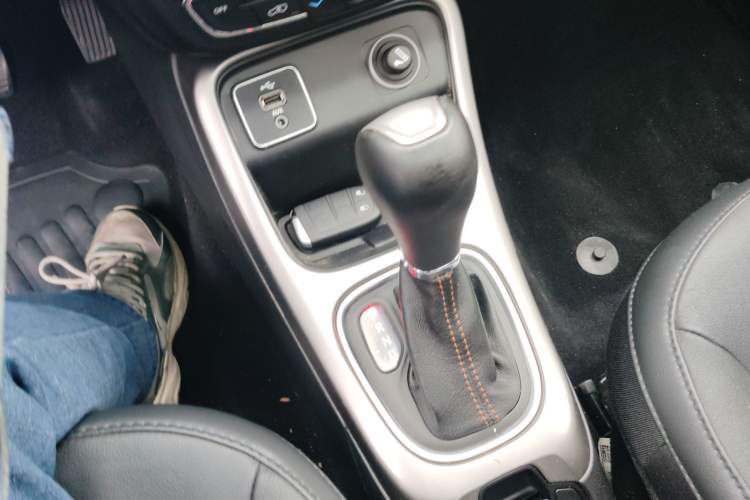 Used Jeep Compass 2017 200T Automatic Family Edition
