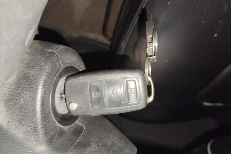 Used Great Wall V80 2012 1.5T Manual Yashang Trim
