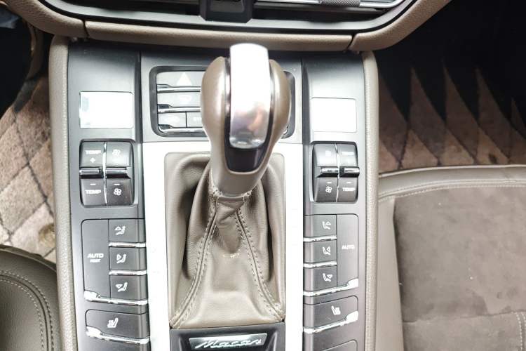 Used Porsche Macan 2020 Macan 2.0T
