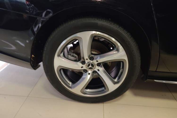 Used Mercedes-Benz E-Class 2019 Restyled E 300 L Sport Luxury Edition
