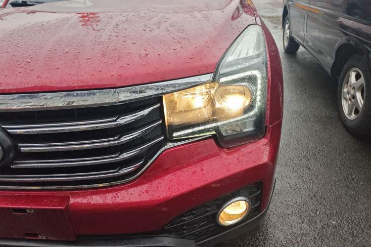 Used GAC Trumpchi GS7 2017 320T Two-Wheel-Drive Luxury Model
