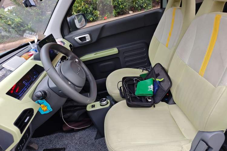 Used Geely Galaxy Panda 2023 Panda Mini 200km Endurance Bear
