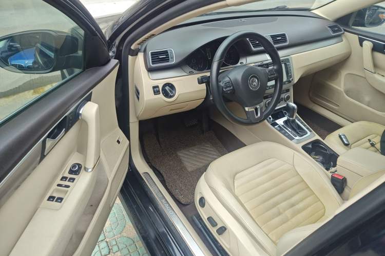 Used Volkswagen Magotan 2012 Revised 1.8TSI Luxury Version Driver Seat