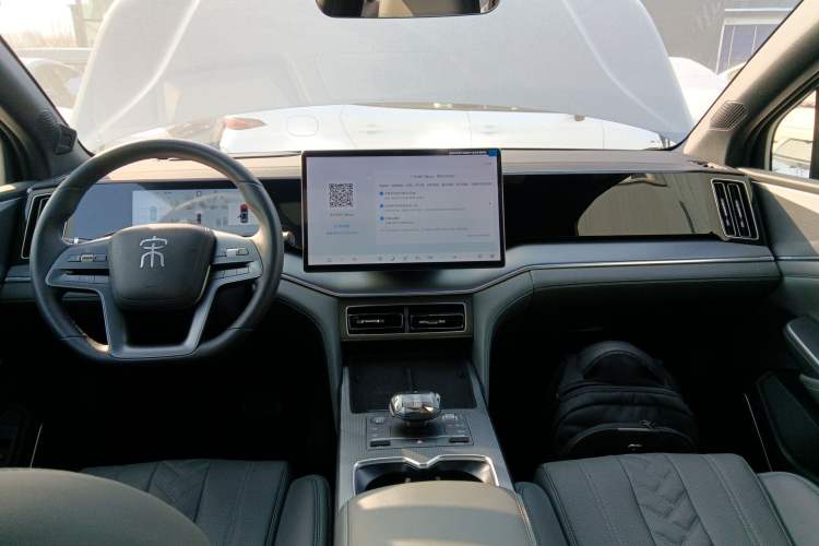 Used BYD Song L DM-i 2025 Intelligent Driving Version 160 km Beyond-Range Type
