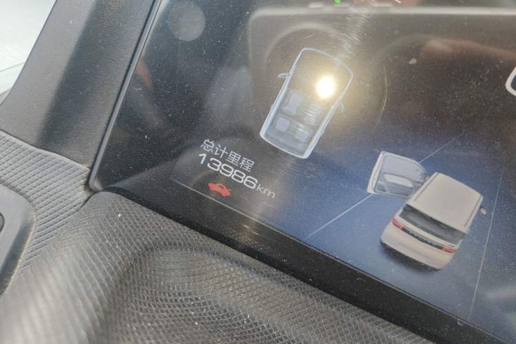 Used Wuling Hongguang MINIEV 2021 Macaron Premium Model – Lithium Iron Phosphate Odometer Close Up