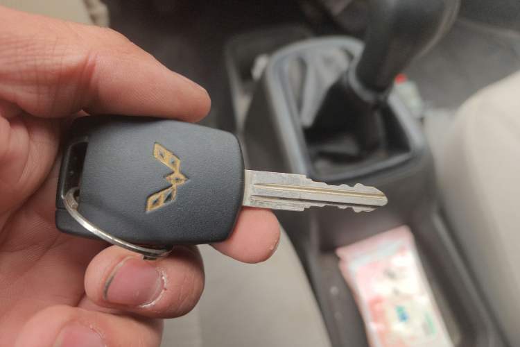 Used Wuling Rongguang S 2021 1.2L Base Model Window-Sealed 5-Seat LSI Car