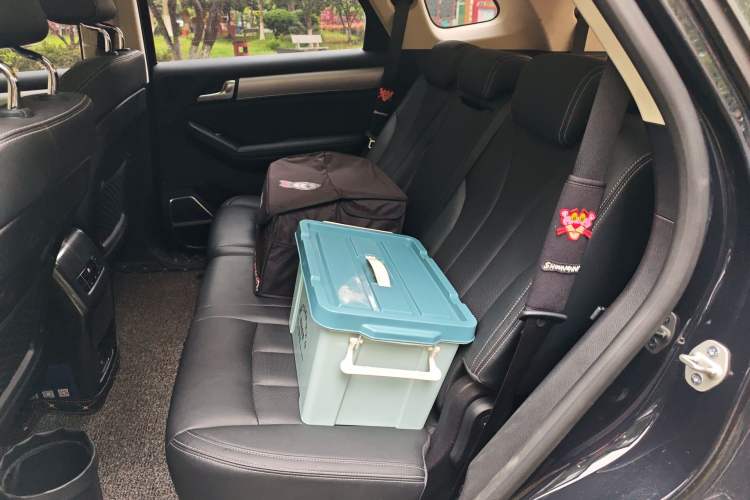 Used BYD Tang 2018 2.0T Automatic SmartConnect Prestige 7-Seater China V Standard Left Rear Seat