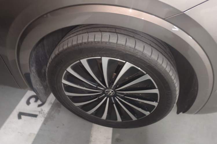 Used Volkswagen Viloran 2023 380TSI Prestige Edition