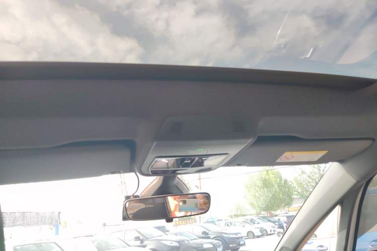 Used Volkswagen ID.3 2024 Outstanding Edition Headliner