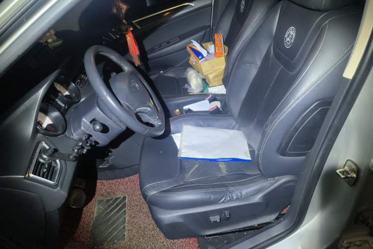 Used Peugeot 308 2012 1.6L Roland Garros Edition
