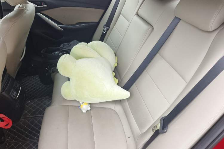 Used Mazda Atenza 2014 2.0L Blue Sky Fashion Edition