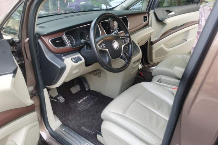 Used Buick GL8 2018 28T Luxury Model China VI Standard