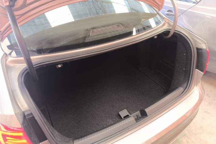 Used Volkswagen Sagitar 2017 1.6L Automatic Comfort Model
