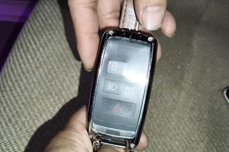 Used Jaguar XFL 2024 2.0T P250 Two-Wheel Drive Prestige Luxury Edition