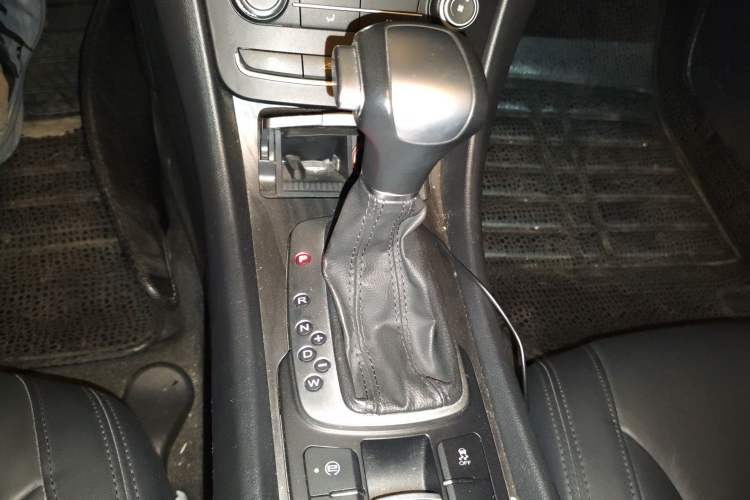 Used Roewe 550 2014 550S 1.8L Automatic Smart Selection Model
