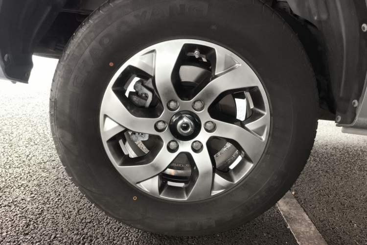 Used Great Wall Poer 2021 2.0T Commercial Version Automatic Diesel 4x4 Elite Long-Box GW4D20M
