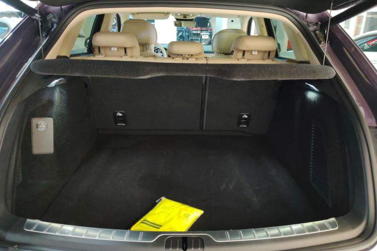 Used Hima AITO M5 2025 Extended-Range Ultra All-Wheel-Drive Version
