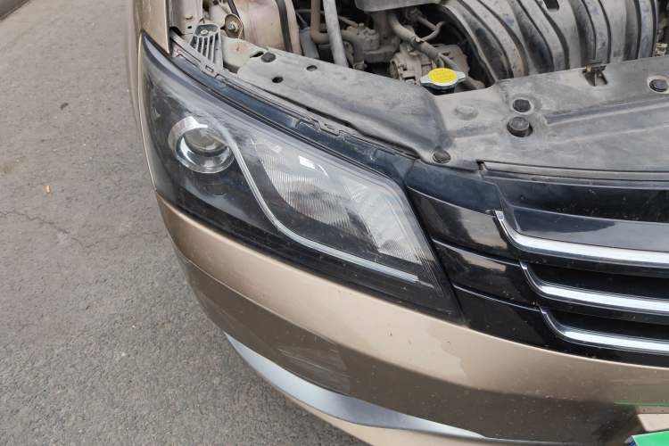 Used Geely Auto Emgrand 2014 Sedan 1.5L Manual Elite Model
