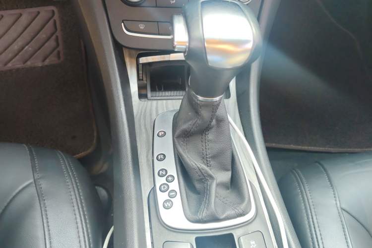 Used Roewe 550 2014 550S 1.8L Automatic Smart Selection Model
