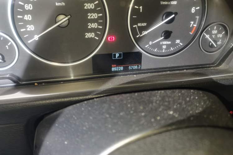 Used BMW 3 Series 2014 320Li Fashion Model